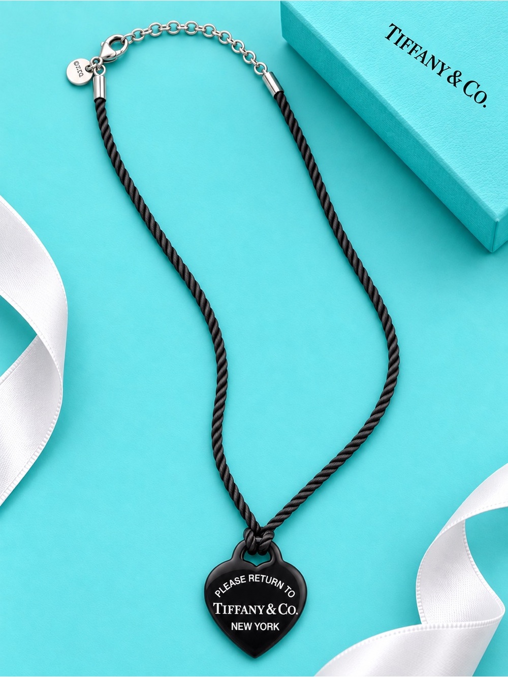 Rare Retired Tiffany & Co. Return to Tiffany Black Bone China Heart Necklace